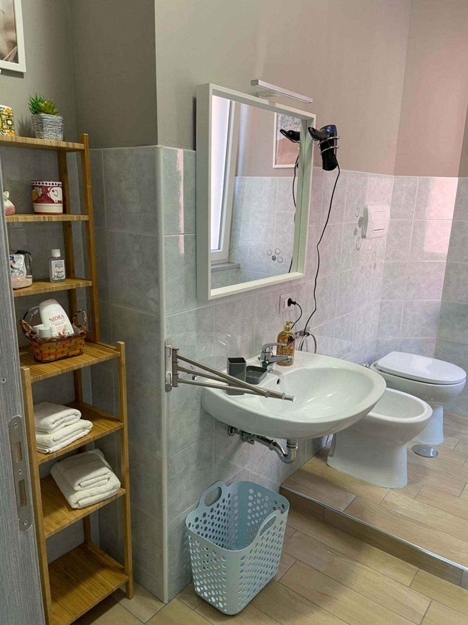 Sunshine Rooms Cava De' Tirreni Ngoại thất bức ảnh